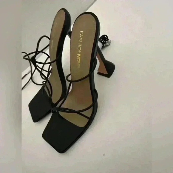 Fashionnova heels - Picture 8 of 9